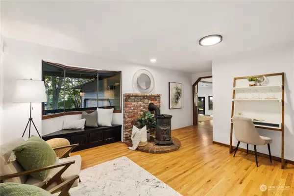 15310 SE 256th ST, Covington, WA 98042