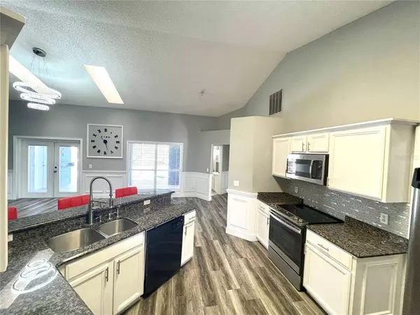 1740 SMOKETREE CIR, Apopka, FL 32712