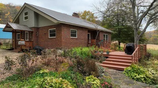 14302 US HWY 14, Sylvan, WI 53581