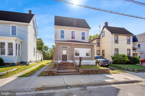 191 S BROAD ST, Penns Grove, NJ 08069