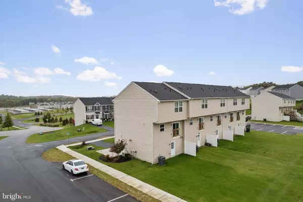 22 NORCROSS CT, Martinsburg, WV 25403