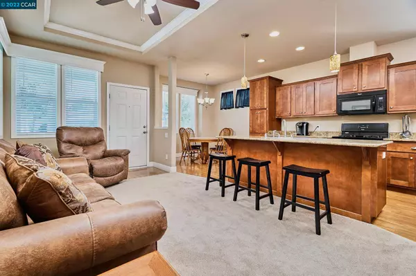 162 Tiki Ln, Pittsburg, CA 94565