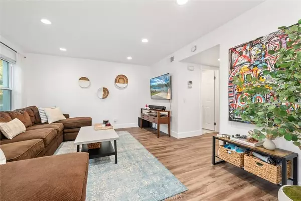 4 Phoebe CT, Aliso Viejo, CA 92656