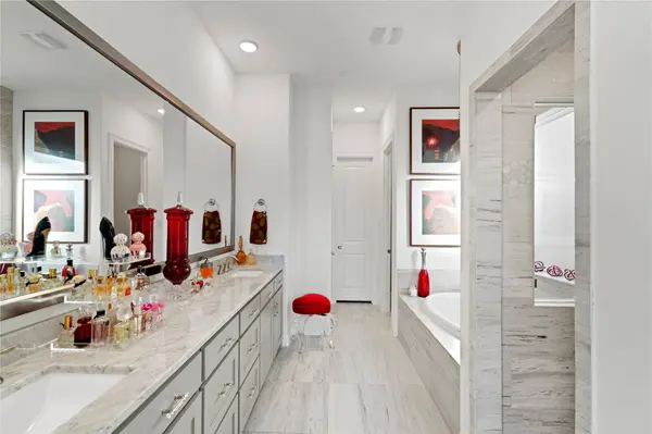 7649 Sonian Forest Drive, Irving, TX 75063