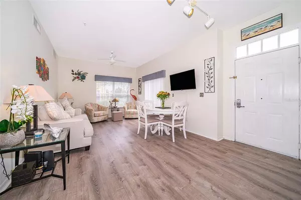 2618 LODI CIR #102, Kissimmee, FL 34746