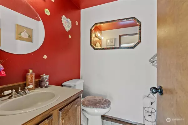 11416 SE 256th PL, Kent, WA 98030