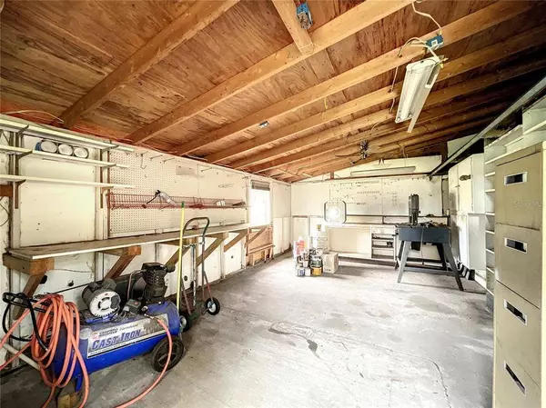 6008 FIVE ACRE RD, Plant City, FL 33565