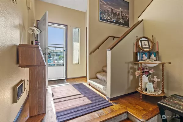 11416 SE 256th PL, Kent, WA 98030