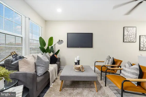 8 LENIS CT, Windsor Mill, MD 21244