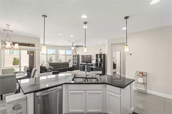 6938 Motley Road, Las Vegas, NV 89178