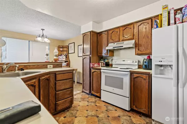 11416 SE 256th PL, Kent, WA 98030