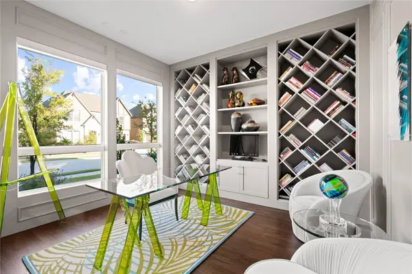 7649 Sonian Forest Drive, Irving, TX 75063