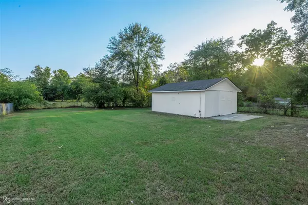 208 Crestview Drive, Minden, LA 71055