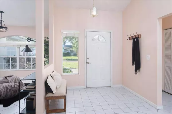 4824 NW 27TH PL, Gainesville, FL 32606