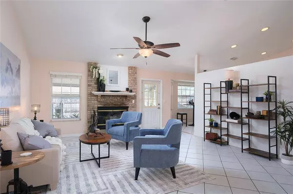 4824 NW 27TH PL, Gainesville, FL 32606