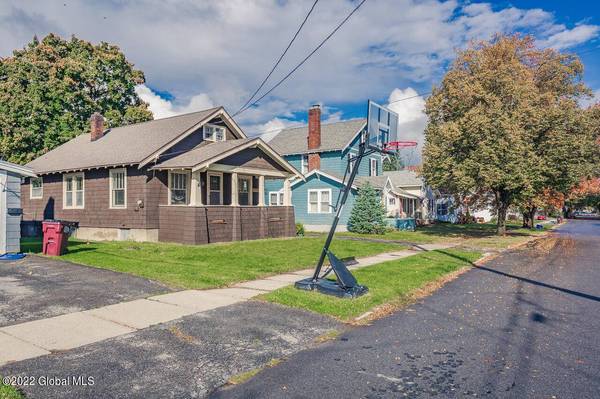 13 N Hollywood Avenue, Gloversville, NY 12078