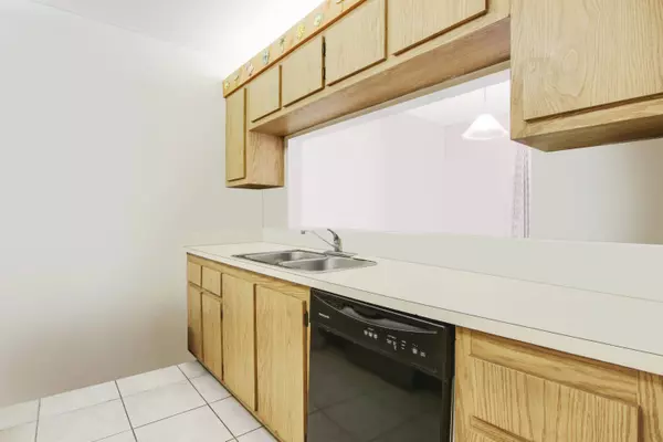 5030 Elmhurst RD D, West Palm Beach, FL 33417