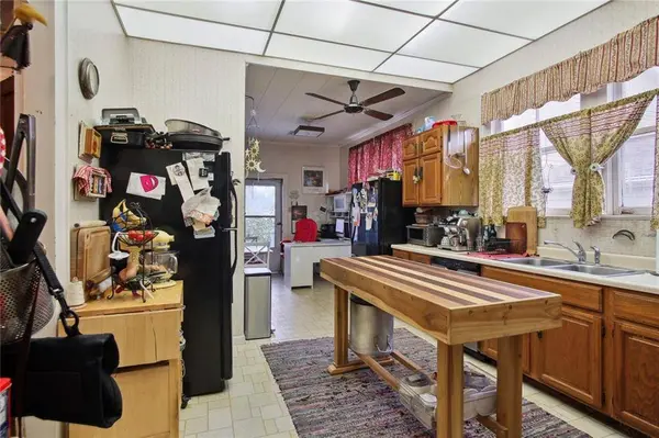 816 BURDETTE ST, New Orleans, LA 70118