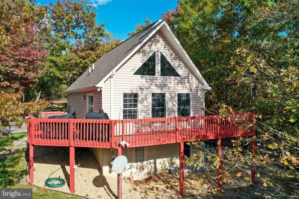 341 ROUND TOP LN, Berkeley Springs, WV 25411