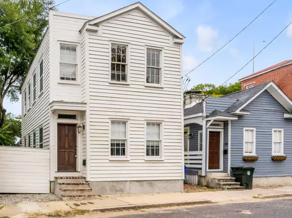 40 Poinsett Street, Charleston, SC 29403