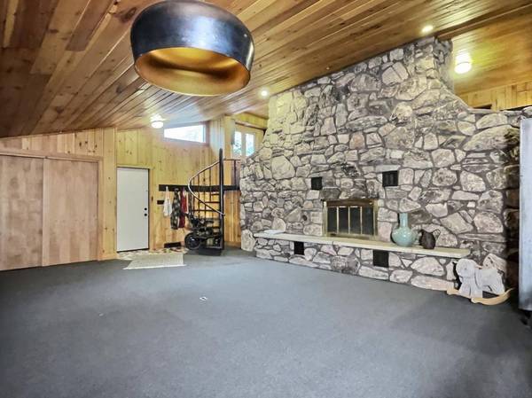 7146 TIMBER LN, Rhinelander, WI 54501