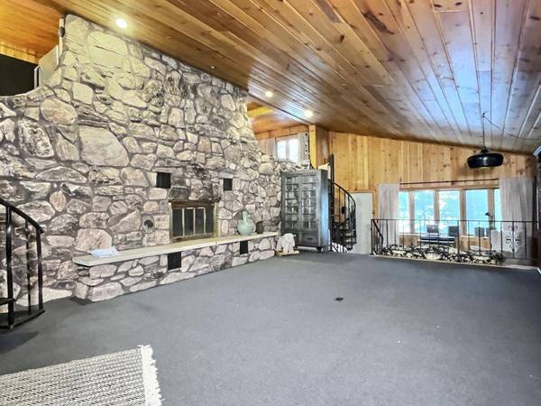 7146 TIMBER LN, Rhinelander, WI 54501