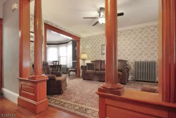 6 Summit Ave, Phillipsburg Town, NJ 08865