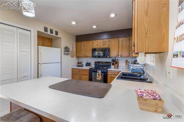 1313 Friendship LN, Colorado Springs, CO 80904