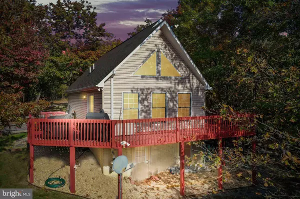 341 ROUND TOP LN, Berkeley Springs, WV 25411