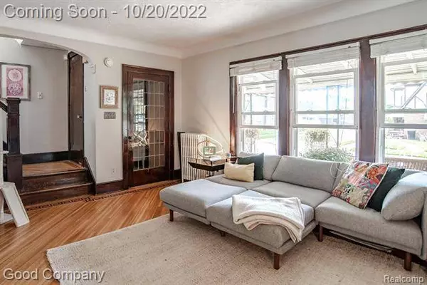 16502 WILDEMERE Street, Detroit, MI 48221