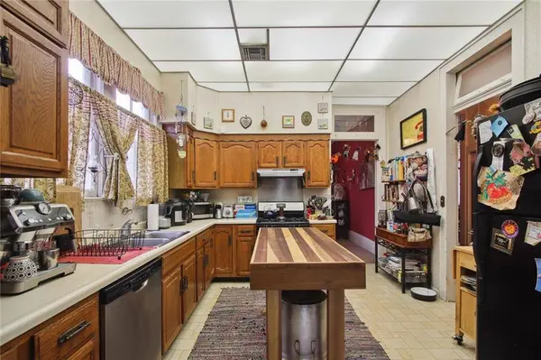 816 BURDETTE ST, New Orleans, LA 70118