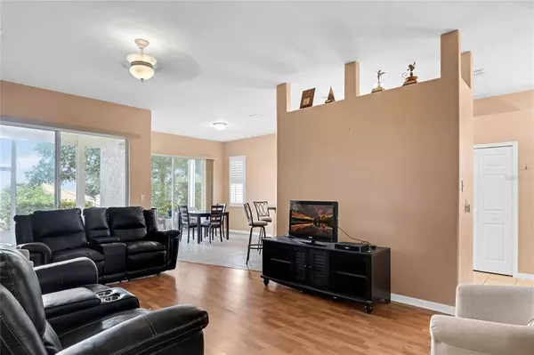 877 SUMMIT GREENS BLVD, Clermont, FL 34711