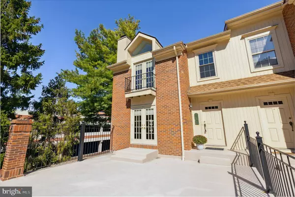 5081 MAIN ST, Voorhees, NJ 08043