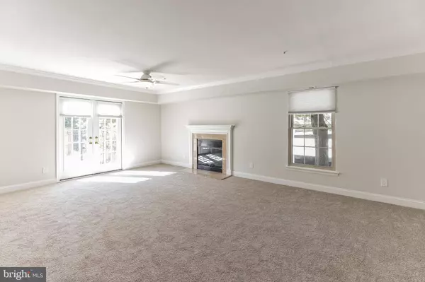 5081 MAIN ST, Voorhees, NJ 08043