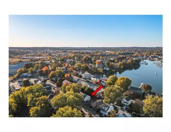 14 Bates St, Danvers, MA 01923