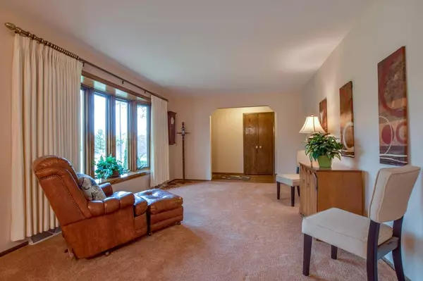 3750 Raintree Rd, Windsor, WI 53590