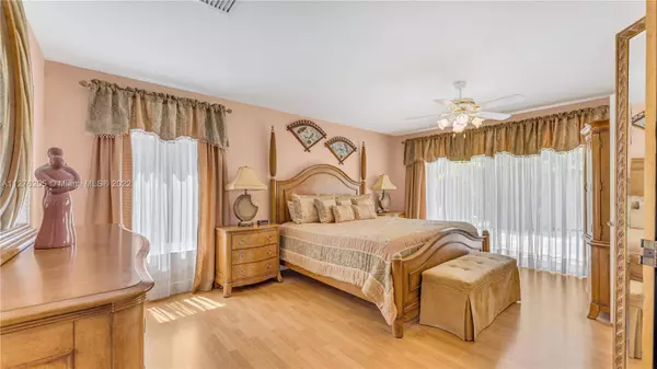 10030 SW 130th Ter, Miami, FL 33176