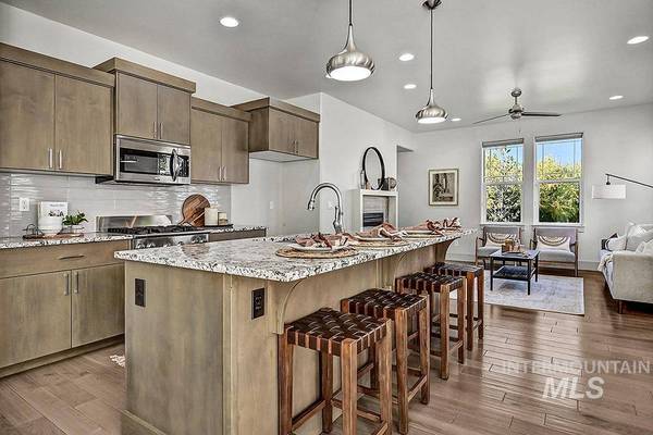 3862 S Caddis Pl, Boise, ID 83716