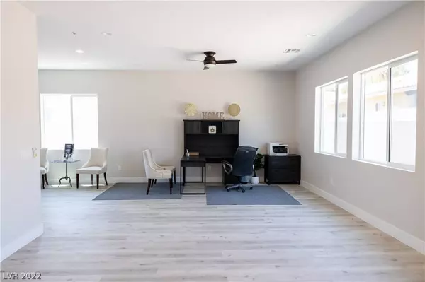 5533 Stormy Night Court, Las Vegas, NV 89120