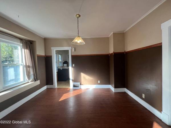 65 Steele Avenue, Gloversville, NY 12078