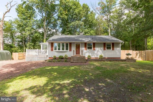 516 NEW RD, Southampton, NJ 08088