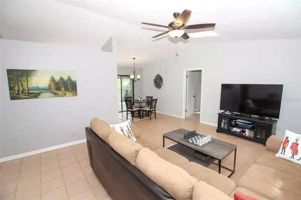 11511 HUGGINS ST, Leesburg, FL 34788