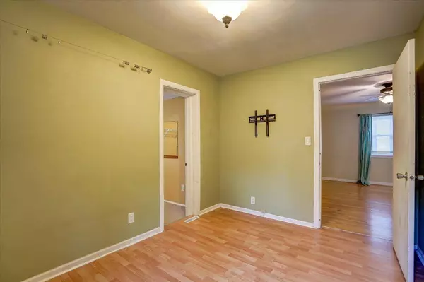 2353 Superior St, Madison, WI 53704