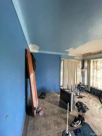 13344 GLENFIELD Street, Detroit, MI 48213