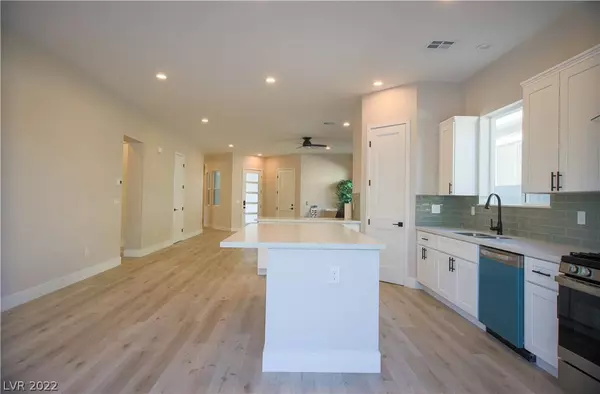 5534 Stormy Night Court, Las Vegas, NV 89120