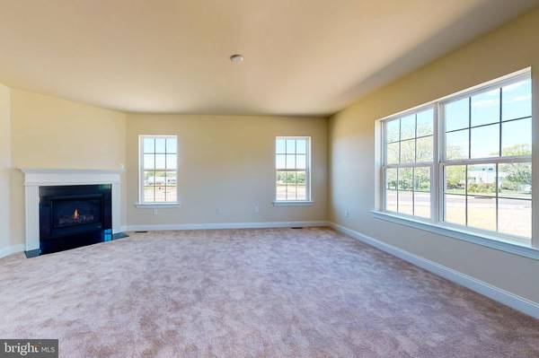 209 HAMPTON CT, Harleysville, PA 19438