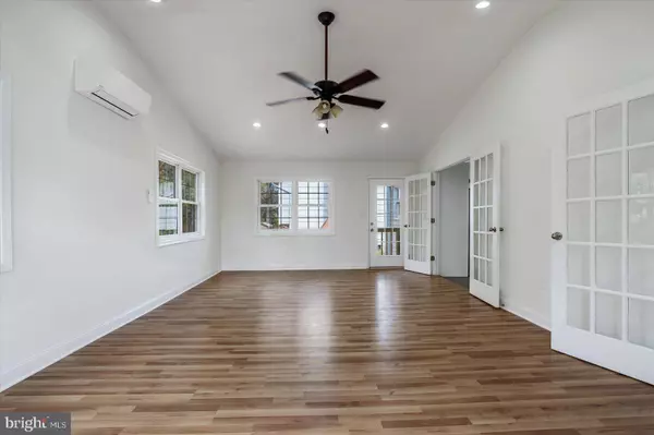 8063 PHIRNE RD E, Glen Burnie, MD 21061