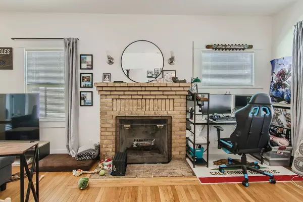 3874 3rd AVE, Sacramento, CA 95817