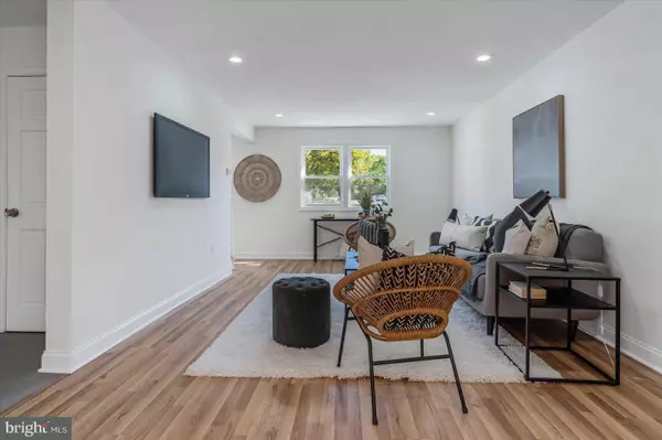 8063 PHIRNE RD E, Glen Burnie, MD 21061