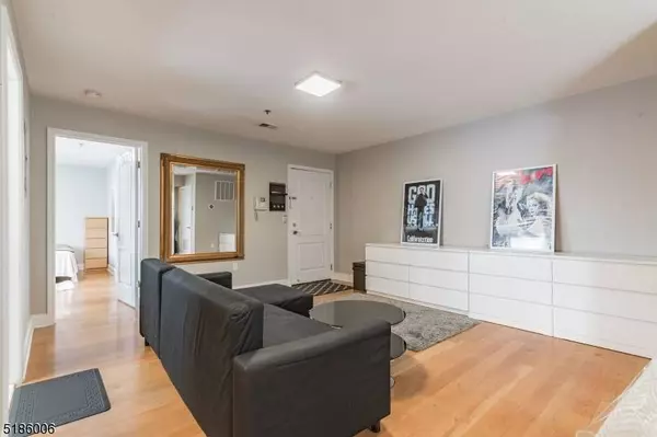 320 62Nd St #306, West New York Town, NJ 07093